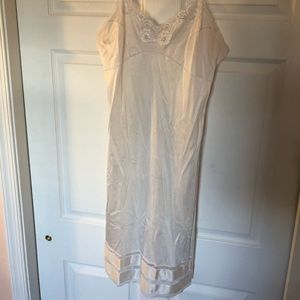 Vintage adonna  slip